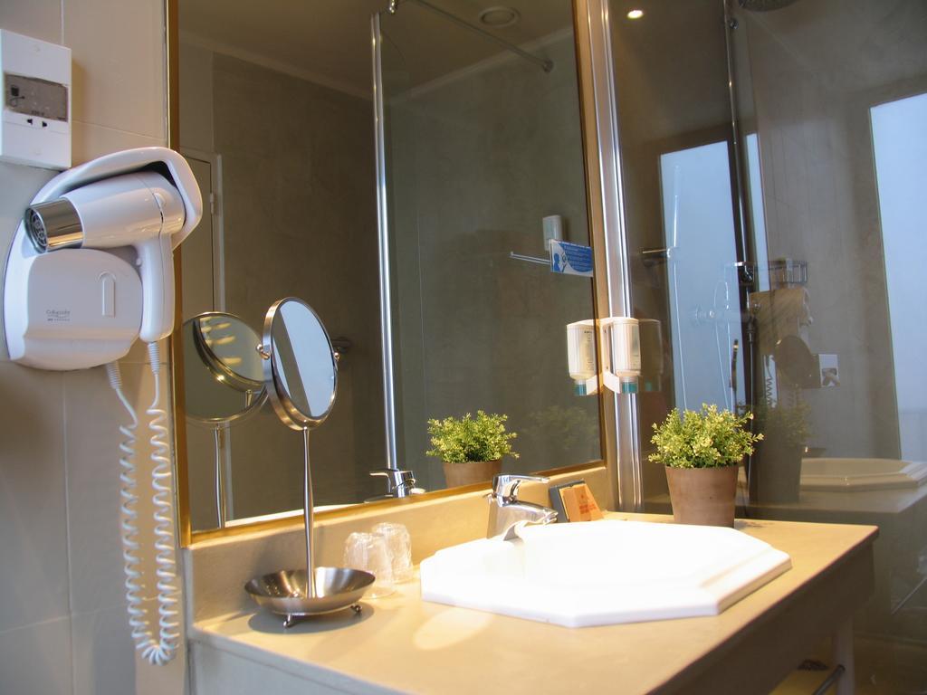 Saint Ferreol Hotel Marseille Bilik gambar